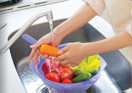 Strainer With Handle  Box of 24Pcs